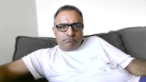 Snapshot of mikej143 chatting on 3, 5, 2026 mikej143 online show from 3, 5, 2026