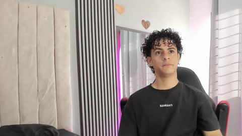 mikey_banji online show from 6, 11, 2025