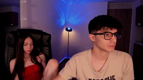 Snapshot of mikeyvioleta chatting on 4, 12, 2025 VIOLETAMIKE online show from 4, 12, 2025