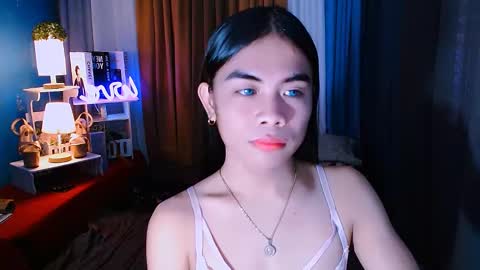 Snapshot of mikhaylaanderson chatting on 14, 1, 2025 Mikhayla online show from 14, 1, 2025