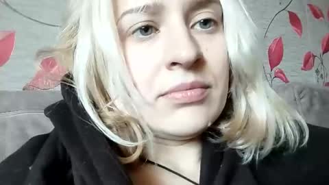 Snapshot of mila_420 chatting on 13, 9, 2025 Mila 420 online show from 13, 9, 2025