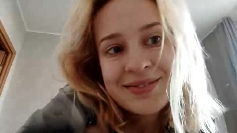 Mila 420 online show from 26, 10, 2025