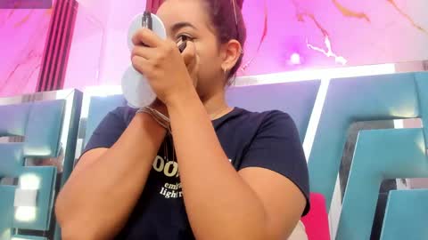 Snapshot of mila_clum chatting on 3, 5, 2026 Camila online show from 3, 5, 2026
