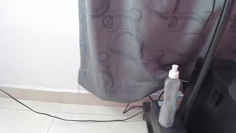 mila_grace_ online show from 14, 1, 2026