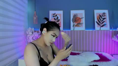 Snapshot of mila_hank chatting on 6, 5, 2026 mila_hank online show from 6, 5, 2026