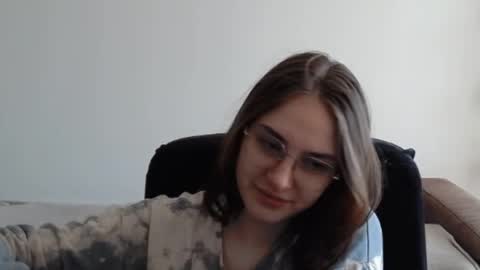 mila_keyy online show from 17, 4, 2026