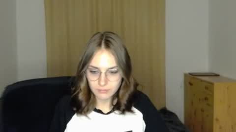 Snapshot of mila_keyy chatting on 22, 7, 2026 mila_keyy online show from 22, 7, 2026