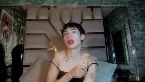 Snapshot of mila_leon chatting on 6, 10, 2025 Mila online show from 6, 10, 2025