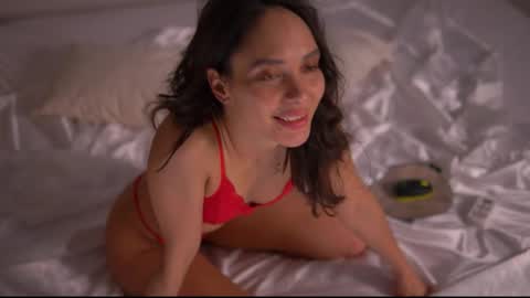 Snapshot of mila_may_ chatting on 1, 3, 2025 mila may online show from 1, 3, 2025