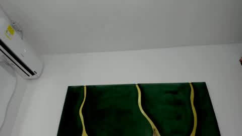 Snapshot of mila_petiteasm chatting on 24, 6, 2026 mila_petiteasm online show from 24, 6, 2026