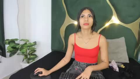 Snapshot of mila_petiteasm chatting on 29, 6, 2026 mila_petiteasm online show from 29, 6, 2026