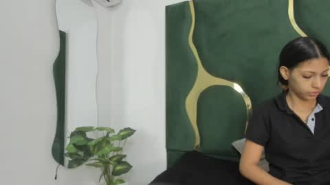 Snapshot of mila_petiteasm chatting on 9, 7, 2026 mila_petiteasm online show from 9, 7, 2026