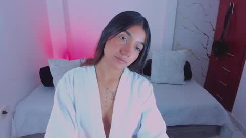 martina online show from 8, 4, 2026