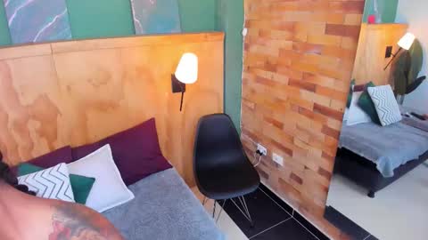 Mila and samy online show from 3, 12, 2025