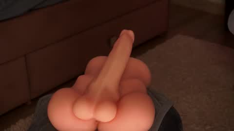 Mila Sapphire online show from 27, 3, 2026