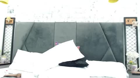 Snapshot of milaaadams chatting on 10, 1, 2025 mila online show from 10, 1, 2025
