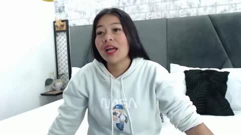 Snapshot of milaaadams chatting on 12, 2, 2025 mila online show from 12, 2, 2025