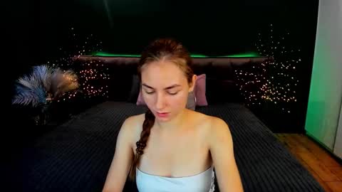 Milla online show from 21, 9, 2025