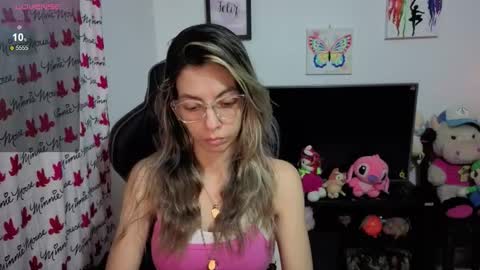 milacoxx8819 online show from 2, 10, 2025