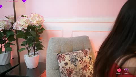 milacrave online show from 2, 4, 2026