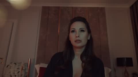        online show from 13, 3, 2026