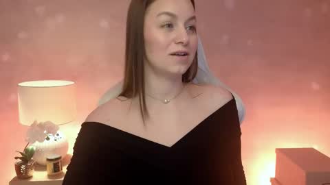 Mila Fleur online show from 12, 5, 2026