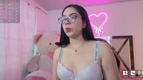 Snapshot of milah_tay chatting on 30, 5, 2026 milah_tay online show from 30, 5, 2026