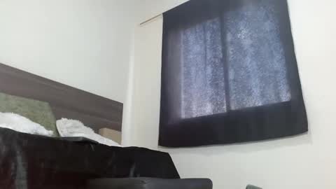 Snapshot of milahot23 chatting on 19, 1, 2025 mila online show from 19, 1, 2025