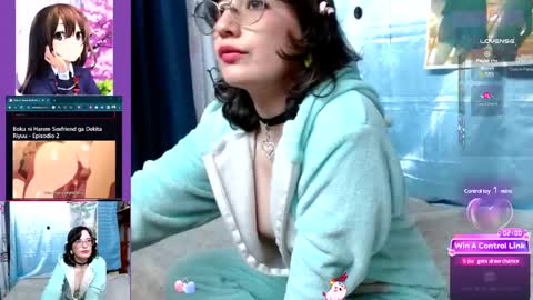 Snapshot of milalunala chatting on 11, 3, 2025 Mila-Lunala online show from 11, 3, 2025