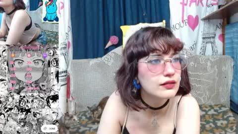 Snapshot of milalunala chatting on 27, 9, 2025 Mila-Lunala online show from 27, 9, 2025
