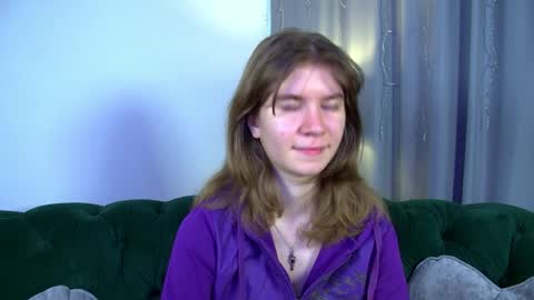 Mila online show from 4, 4, 2026