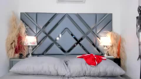 milan_lewiss online show from 25, 10, 2025