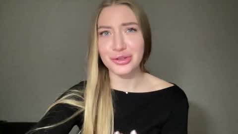 Milana online show from 28, 12, 2024