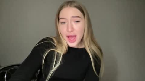 Milana online show from 12, 1, 2025