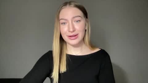 Milana online show from 24, 1, 2025