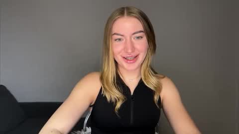 Milana online show from 8, 2, 2025