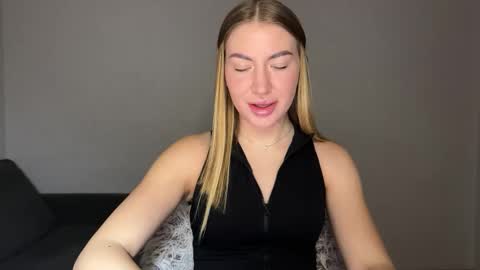 Milana online show from 9, 2, 2025