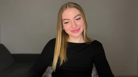 Milana online show from 15, 2, 2025