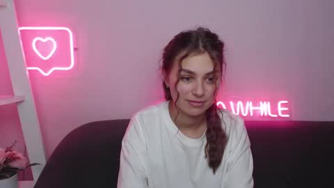milanaangelas online show from 6, 12, 2024