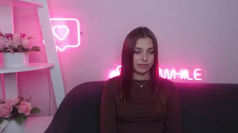 milanaangelas online show from 7, 2, 2025