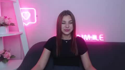 milanaangelas online show from 10, 2, 2025