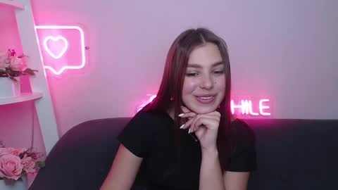 milanaangelas online show from 28, 2, 2025