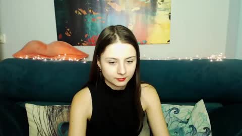 Snapshot of milanaroz chatting on 15, 12, 2024 milanaroz online show from 15, 12, 2024