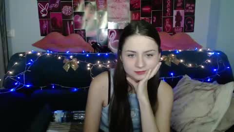 Snapshot of milanaroz chatting on 11, 1, 2025 milanaroz online show from 11, 1, 2025