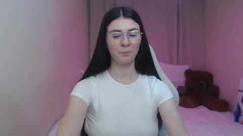 Snapshot of milasecretsss chatting on 1, 5, 2026 milasecretsss online show from 1, 5, 2026