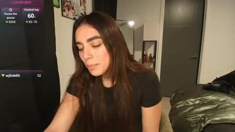 Snapshot of milaseren chatting on 26, 2, 2026 Mila online show from 26, 2, 2026