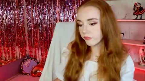 Snapshot of milasiren chatting on 17, 6, 2026 Mila online show from 17, 6, 2026