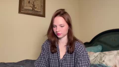 Snapshot of milav_ chatting on 25, 7, 2026 Lana online show from 25, 7, 2026