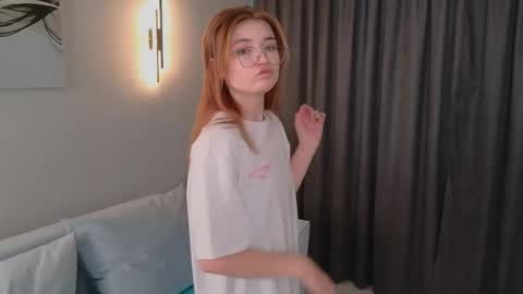 Snapshot of mildred_nelson_ chatting on 22, 10, 2025 Maria online show from 22, 10, 2025