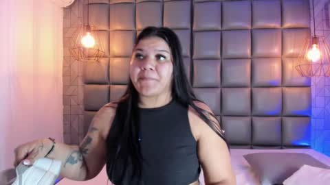 Snapshot of mile_u chatting on 15, 2, 2025 Milena online show from 15, 2, 2025